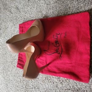 Christian Louboutin Glossy Nude Pumps